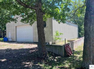 31066 Wolf Ave, Warsaw, MO 65355