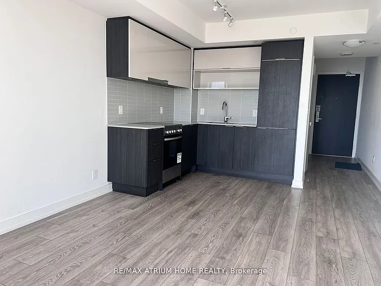 159 Wellesley St E #2205 — Photo 6
