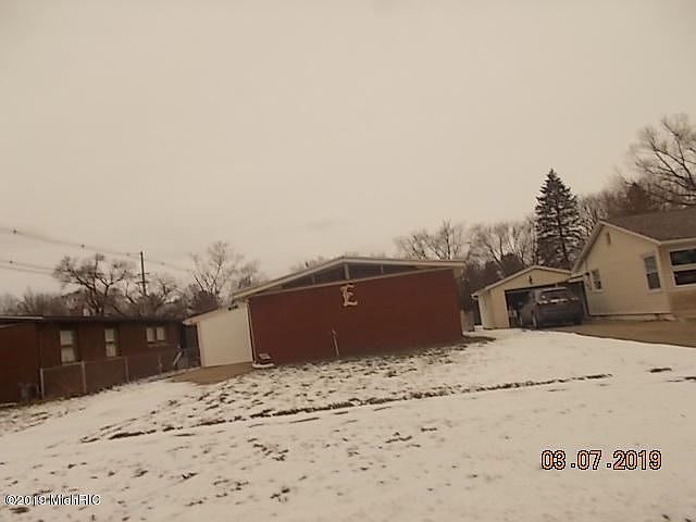 1st image of 1505 Sheffield Ave
