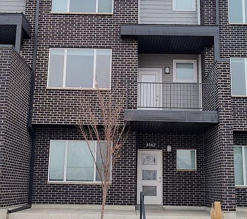 2nd image of 3562 S Blue Tee Ln