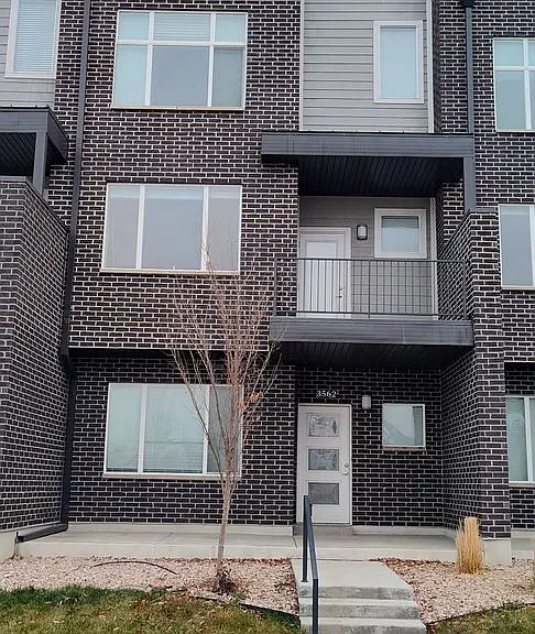 3562 S Blue Tee Ln — Photo 2