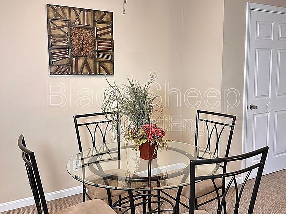3rd image of 271 McGregor Ave #14A