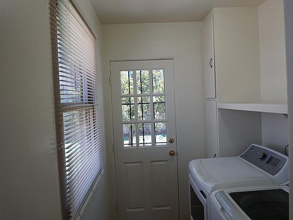 2nd image of 2217 Union St