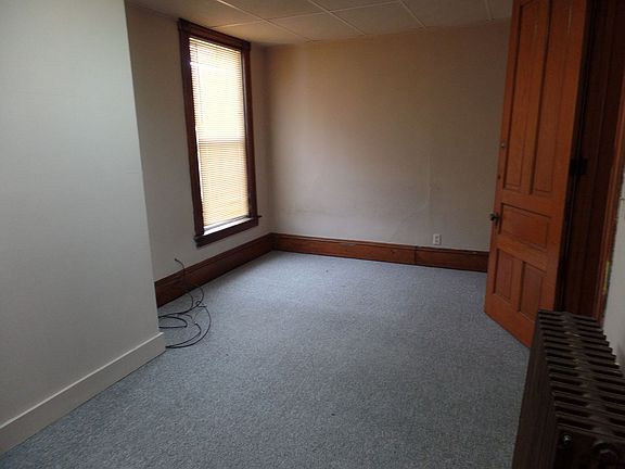4th image of 507 S Center St APT 4