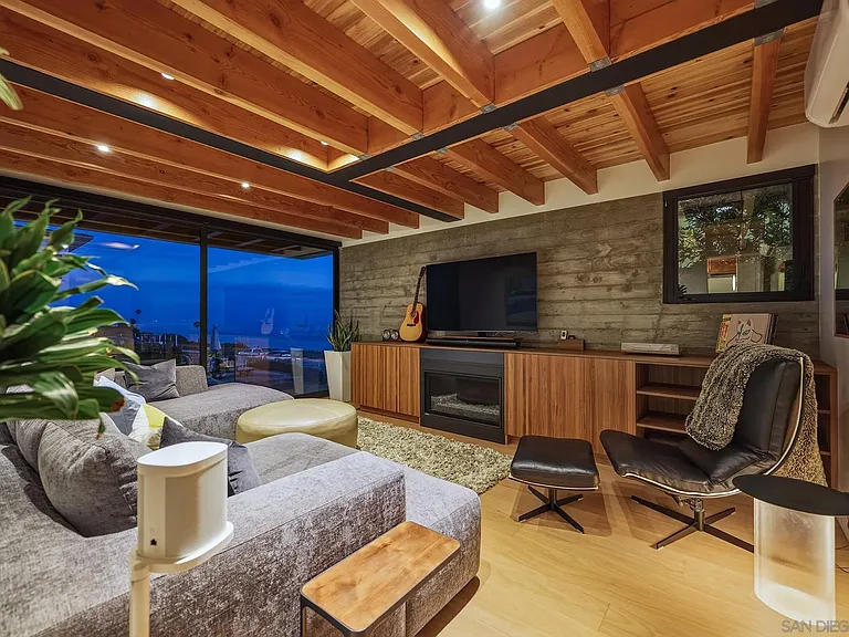 1537 San Elijo Ave — Photo 9