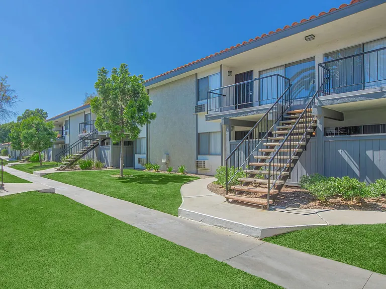 Arbor Court Apartment Homes — Photo 5