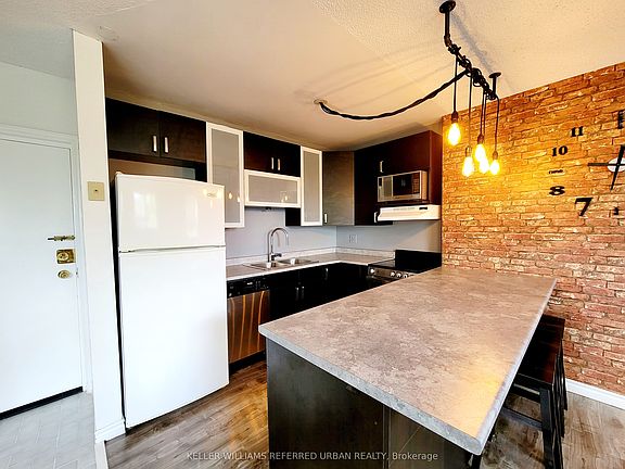 4th image of 114 Vaughan Rd #407