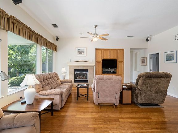 3rd image of 381 Mill Valley Cir N
