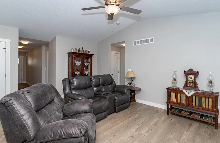 508 Wicker Dr — Photo 5