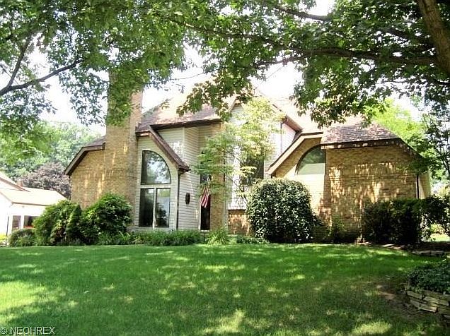 1st image of 1097 Greensview Dr