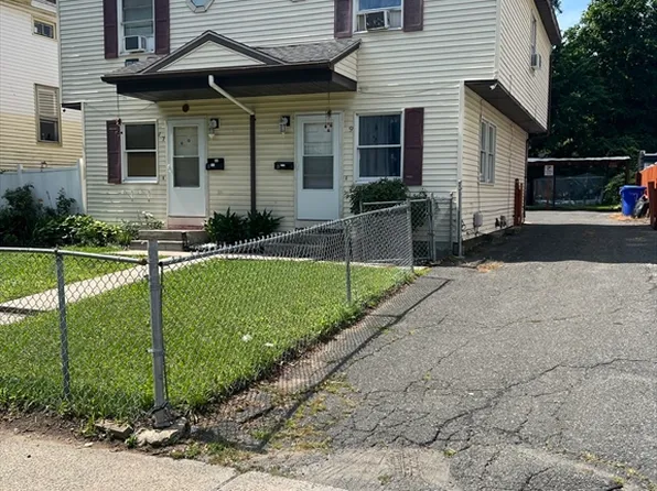 17-19 Webster St, Springfield, MA 01104
