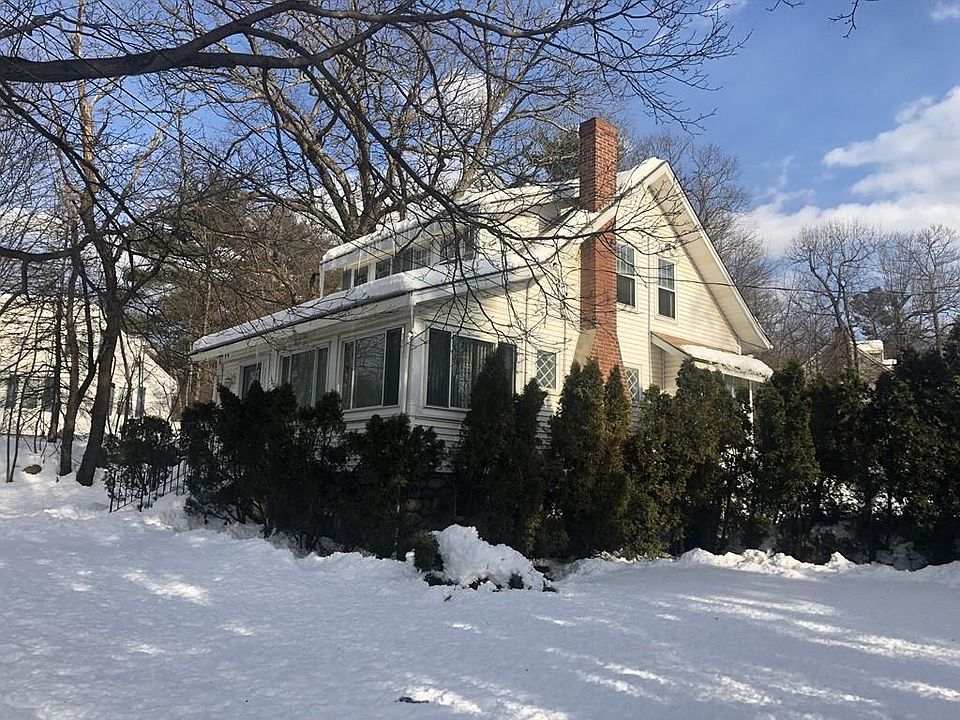 1st image of 320 West St