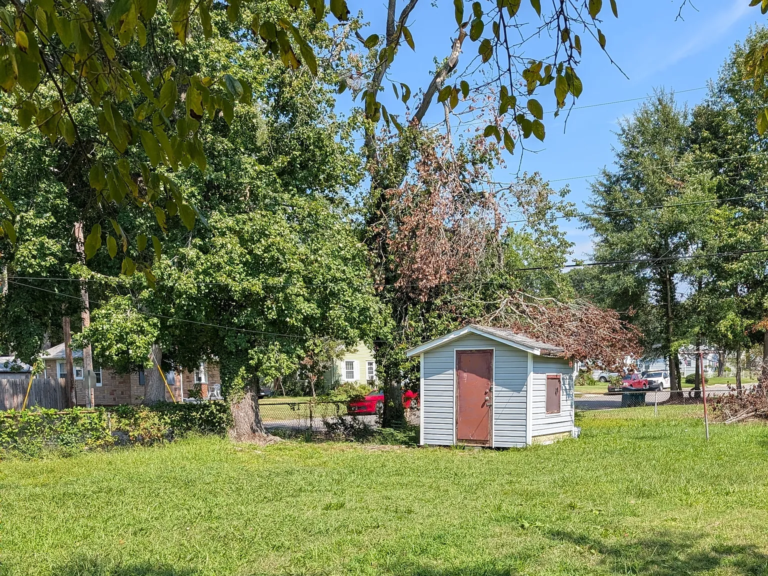 2 bed, 756 sqft, $1,550 — Photo 2