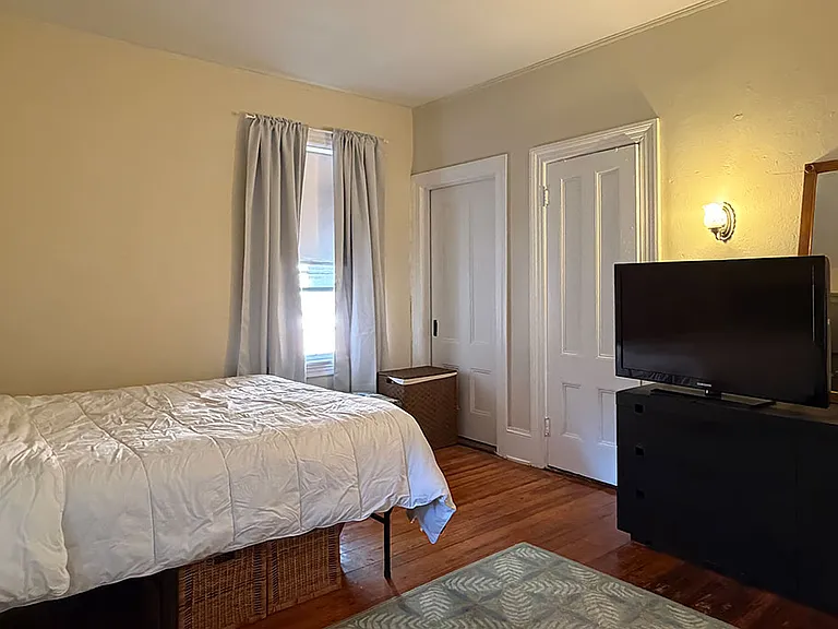 173 Lloyd Ave #2 — Photo 12