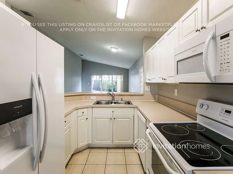 13606 SW 119th Ave — Photo 9