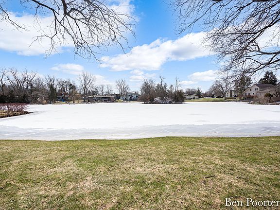 4th image of 4296 Indian Spring Dr SW