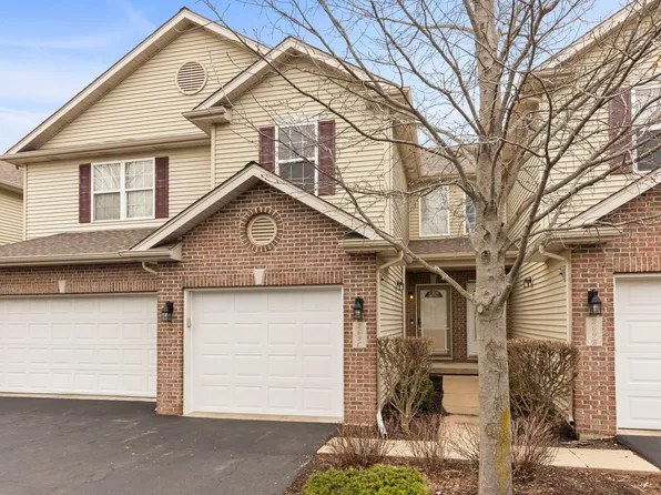 269 Bent Grass Cir Unit C, Dekalb, IL 60115