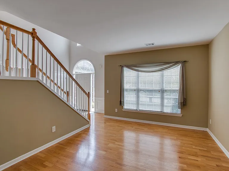 1510 Chestnut Springs Rd — Photo 5