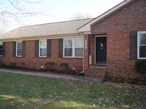 2nd image of 2307 Woodgate Dr