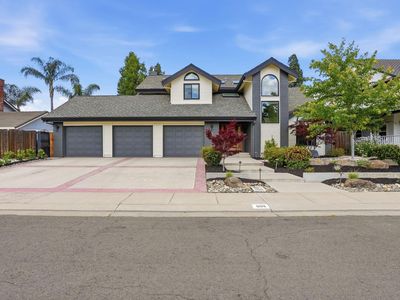 909 Opal Ln, Ripon, CA, 95366