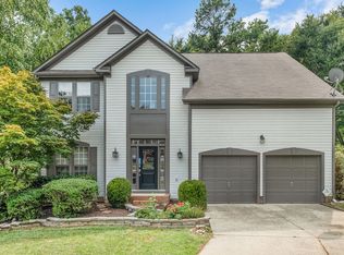 6107 Glendock Ct, Charlotte, NC 28269