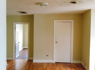 80 Agawam St APT 2, Lowell, MA 01852