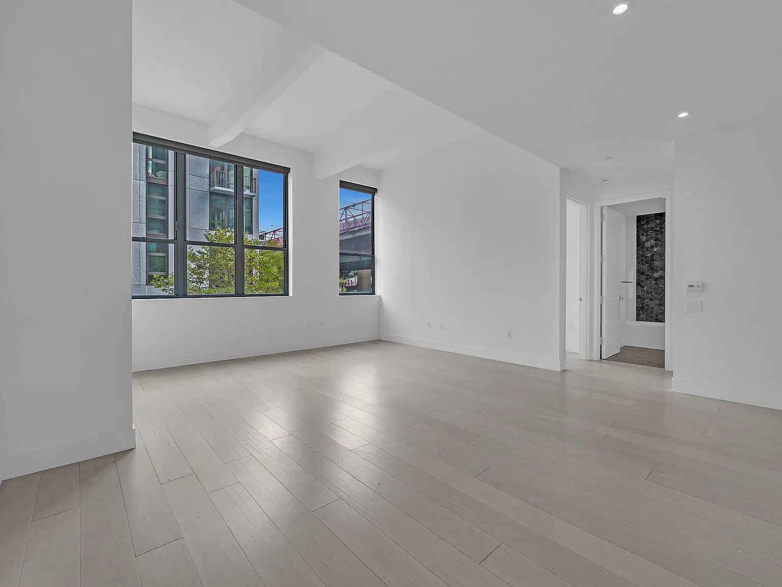 338 Berry Street — Photo 1