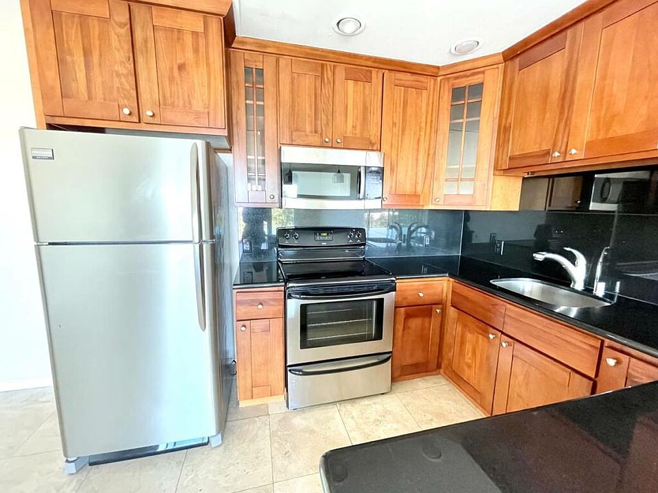 1st image of 875 Burnett Ave APT 2