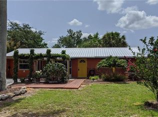 3015 15th St W, Bradenton, FL 34205