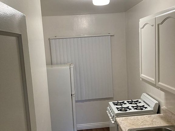 4th image of 625 Elm Ave APT 8