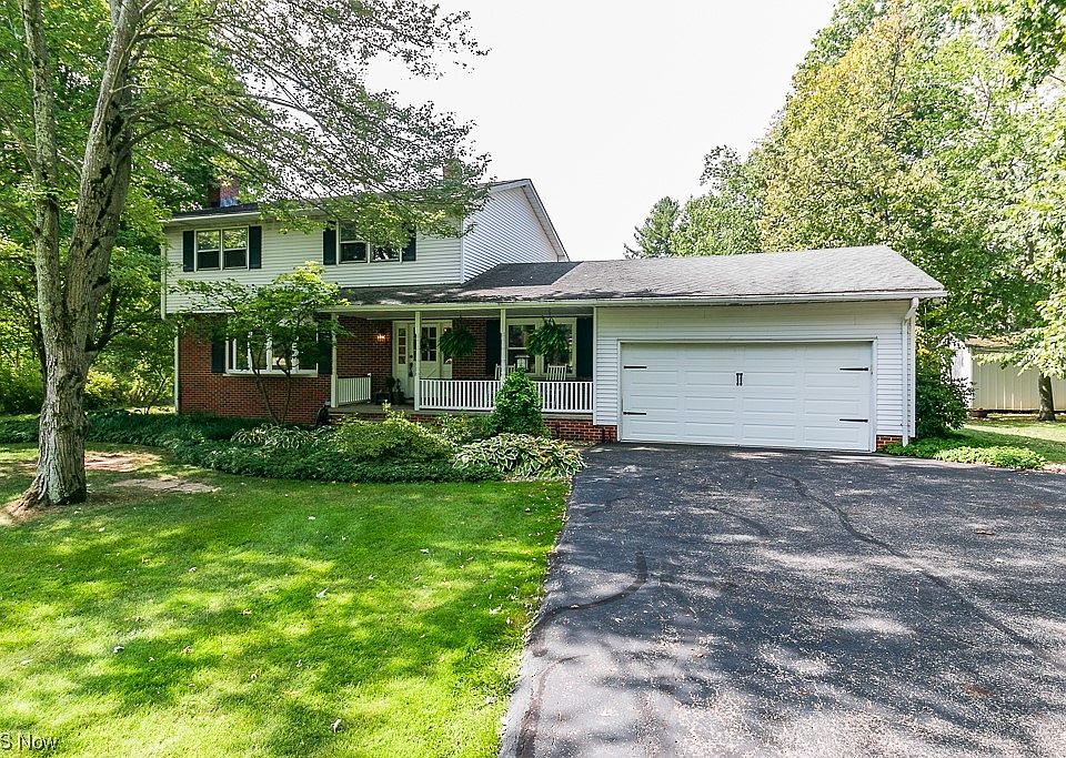 1st image of 11856 E Hill Dr