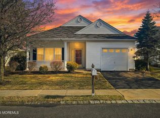 42 Kensington Rd, Manchester, NJ 08759