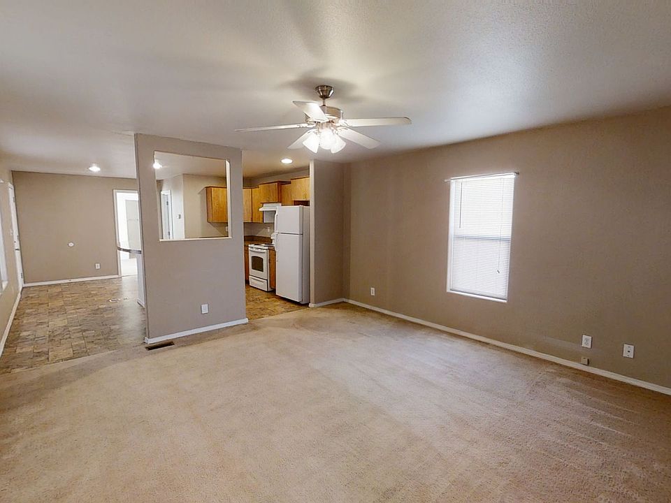 1st image of 1504 N Austin Ave