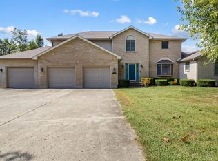 413 N Gray Rd, Connersville, IN 47331