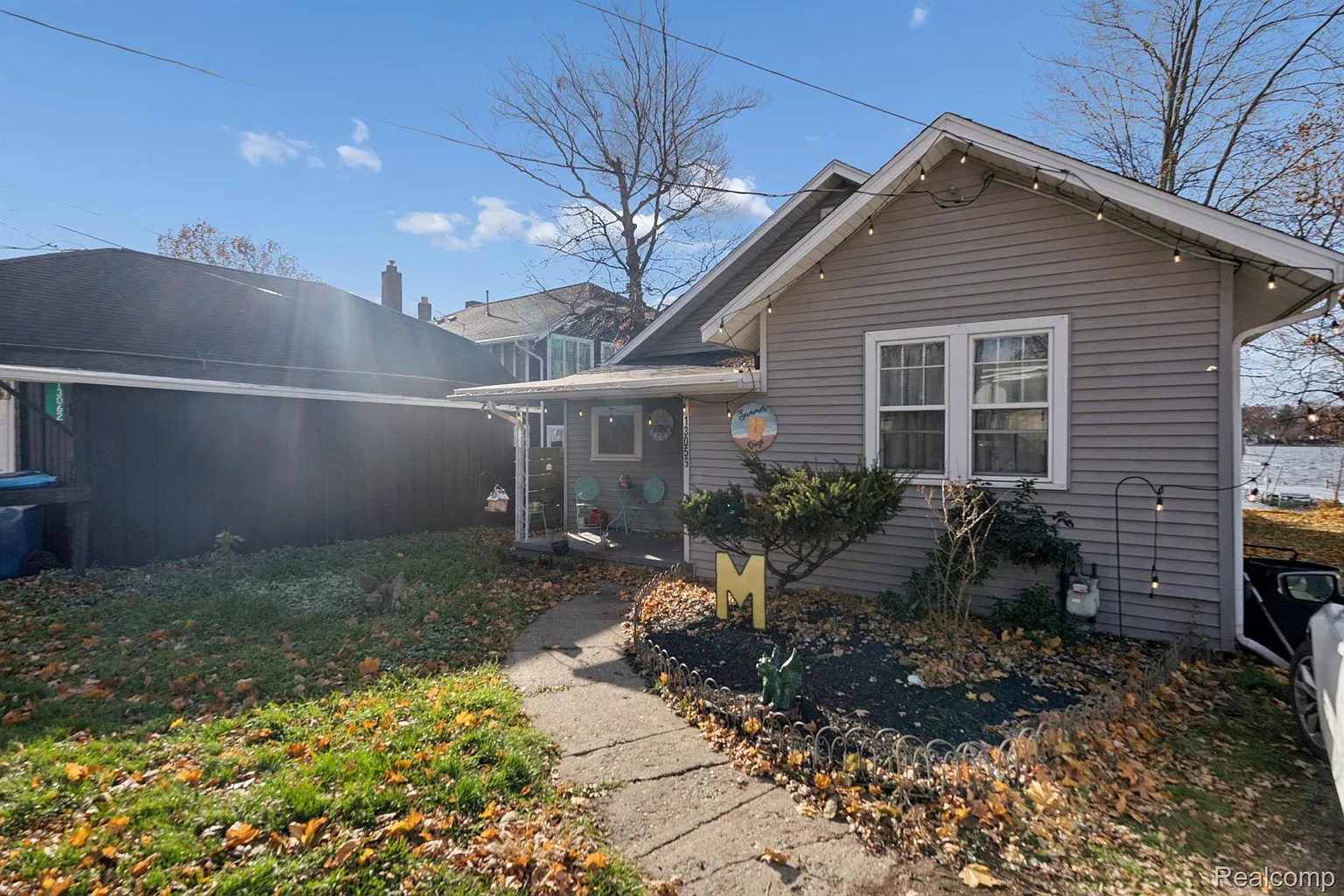 13056 Cussewago Dr photo 1