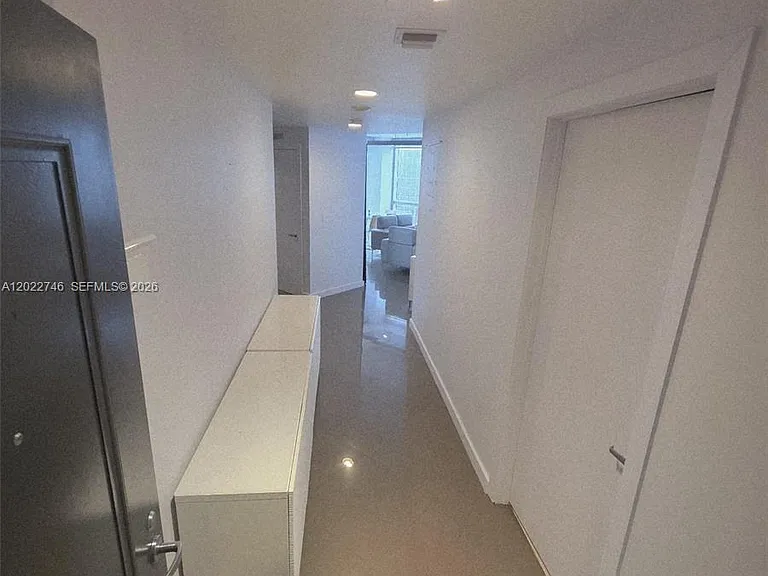 1060 Brickell Ave #2201 — Photo 12