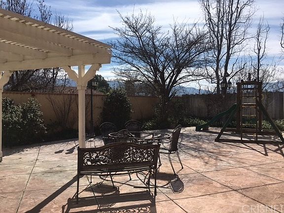 5th image of 15644 Meadow Dr