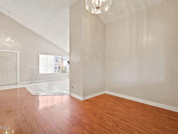 5th image of 4849 Katrina Pl
