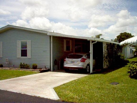 RHS view/carport
