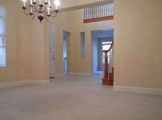 936 McCall Cir, Corona, CA 92881