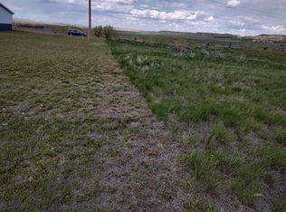 S Anderson Ave, Glendive, MT 59330