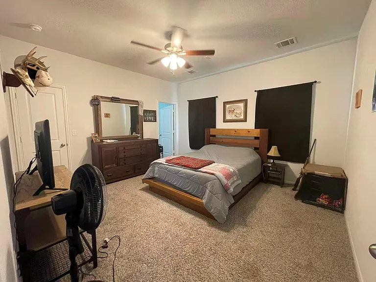 141 Mammoth Dr — Photo 11