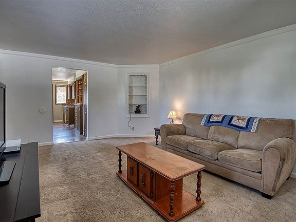5th image of 1528 E Rockwell Ave