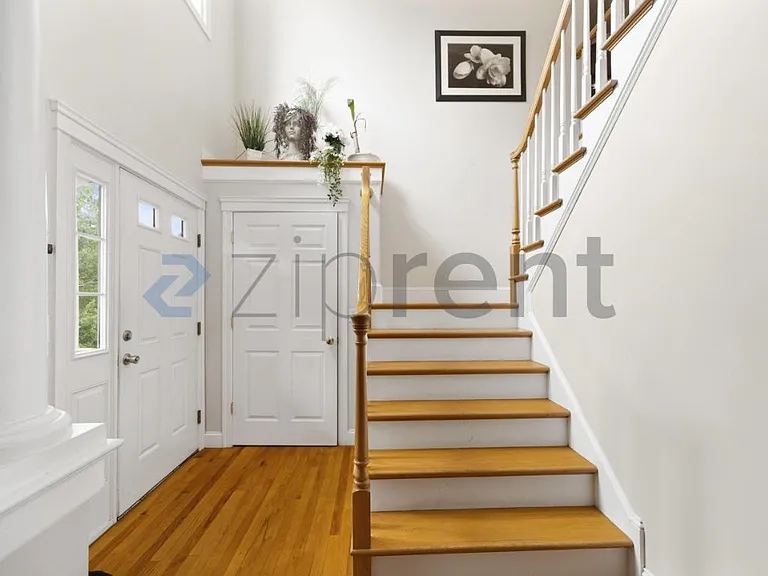 209 State St — Photo 21