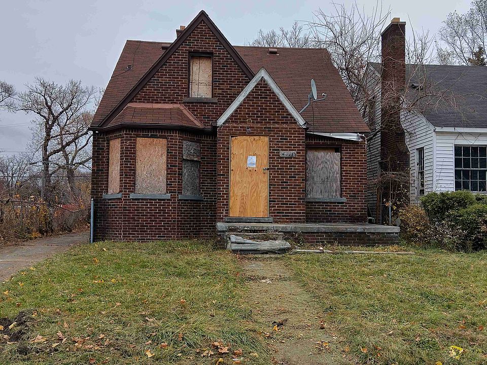 18696 Dwyer