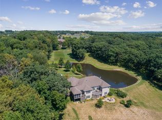 1646 Eagle View Ln, Cedar Rapids, IA 52403