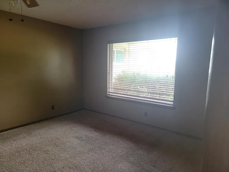 2307 Quannah Dr — Photo 3