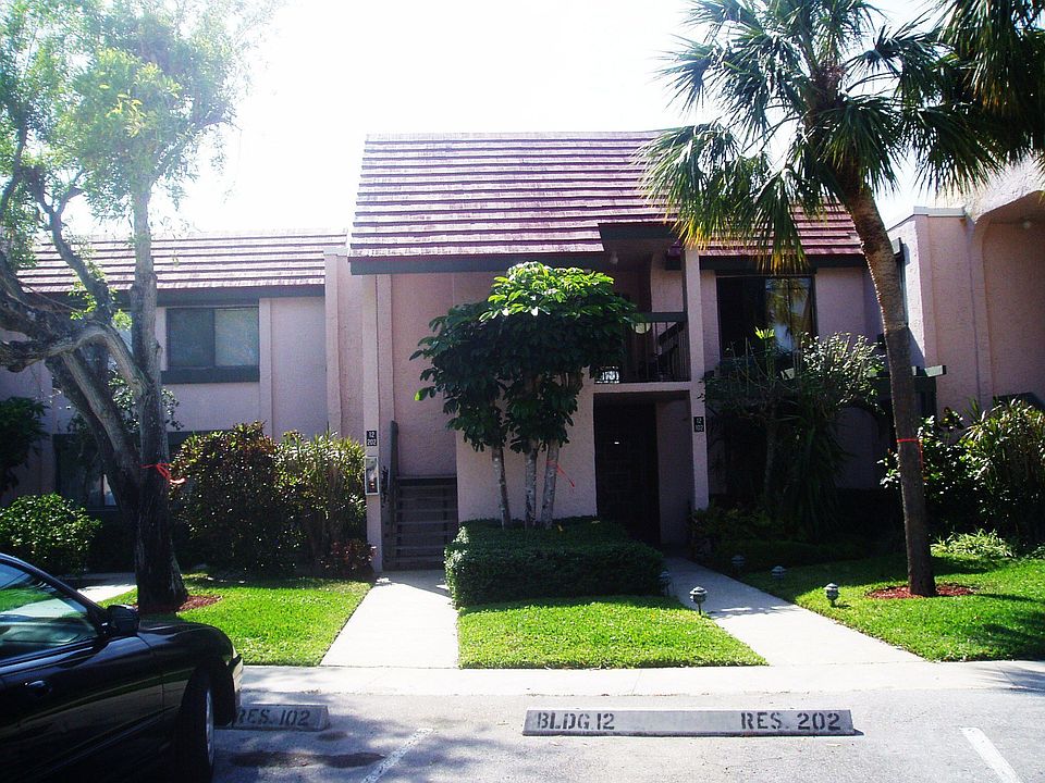 1st image of 11205 Green Lake Dr APT 202