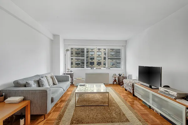 Sold by Compass | media 3