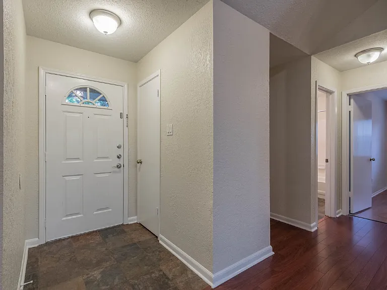 4922 Temple Bell Dr — Photo 7